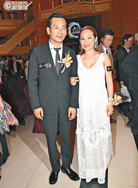 百億富豪大方陪小三過情人節！ 結婚14年妻子嘆「錢買不到真心」三角關係「長達4年」再度浮檯面