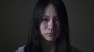 他跟女友約會老在「晚上8:30的公園」　結婚前夕終於看破一切...網友傻眼：史上最軟爛！