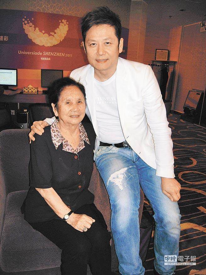 徐乃麟91歲母離開半年「每天都想念」 心疼媽媽「上半生很辛苦」曾在小馬家作工：一切都是命