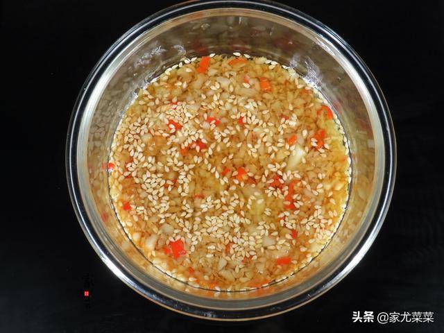 萬能調料汁的做法，不管拌什麼涼菜都好吃，涼拌菜必備