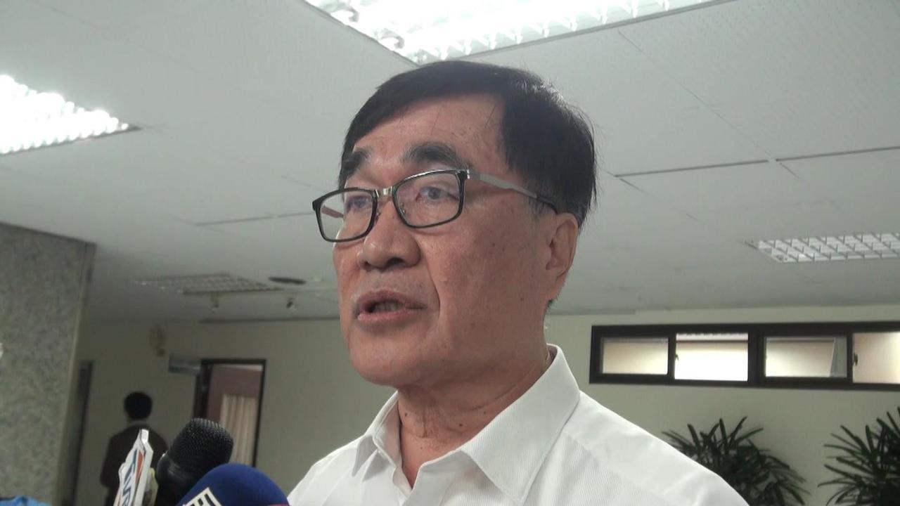 1斤剩10元！旗山蕉農不滿被剝削「要韓國瑜下台」　市長聽見他們心聲「在國外回應了」 　