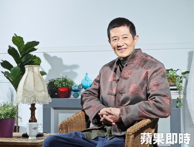 阿西入行40年紅得辛苦！ 遭逼拍戲「老婆生小孩黑衣人堵」女兒同為演員「堅持不幫」：別當靠爸族