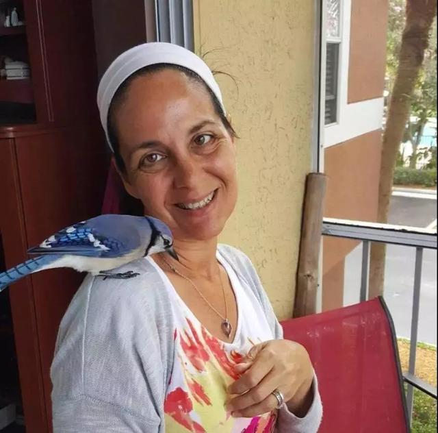 但行好事，莫問前程！3年前她救了一隻鳥  重病後竟換她「被這隻鳥救活了」