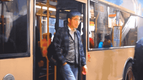 13年無房無車仍開心！高學歷夫妻「棄高薪當農民」，穿二手衣，每月只花100元養孩子