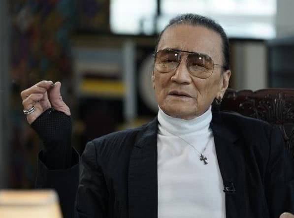 謝賢：不要恨你爸爸，謝振軒七個字讓謝賢流淚，謝霆鋒沉默不言