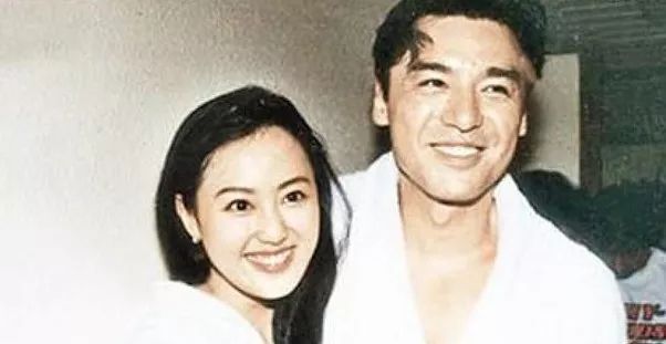 離婚20年首次相見 ！鍾鎮濤說你還那麼美，章小蕙說對不起讓你破產...