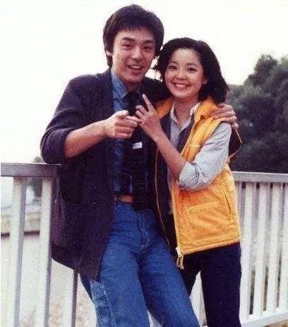 離婚20年首次相見 ！鍾鎮濤說你還那麼美，章小蕙說對不起讓你破產...