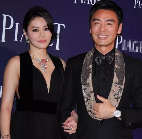 離婚20年首次相見 ！鍾鎮濤說你還那麼美，章小蕙說對不起讓你破產...