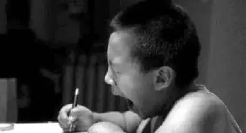 身份證上是1970-1989年的注意了，再忙也要看一下 ！