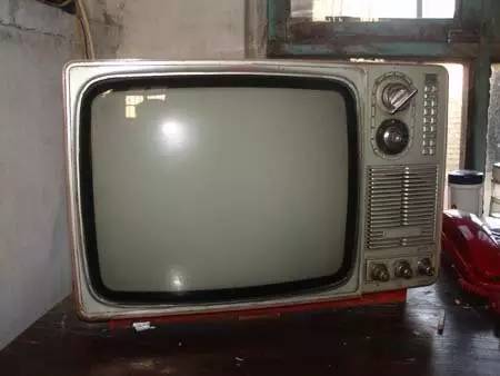 身份證上是1970-1989年的注意了，再忙也要看一下 ！