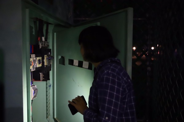 屏東燈會破千萬人次！無名英雄沒吃飯「掃廁所到天亮」　縣長哽咽告白：「對不起還是不夠好」 