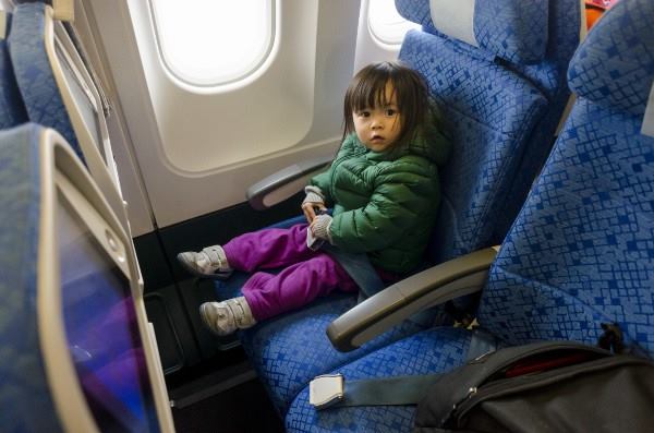 新加坡爸爸「單獨帶2歲女兒」前往台灣旅行！一踏上旅程「秒感受到媽媽的偉大」：發自內心佩服