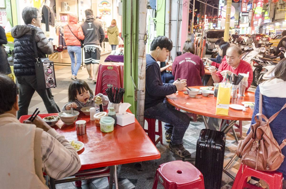 新加坡爸爸「單獨帶2歲女兒」前往台灣旅行！一踏上旅程「秒感受到媽媽的偉大」：發自內心佩服