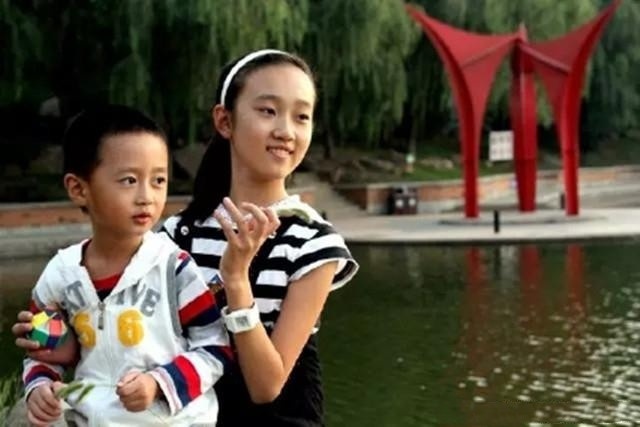 我月入兩萬弟弟結婚我給八萬，婆婆發來一條語音，我笑著提出離婚