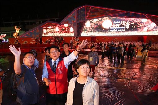 最美燈會落幕！縣長千字文告白：「屏東終於被看見」　哽咽喊「一直被外界看衰」這次翻轉成功 