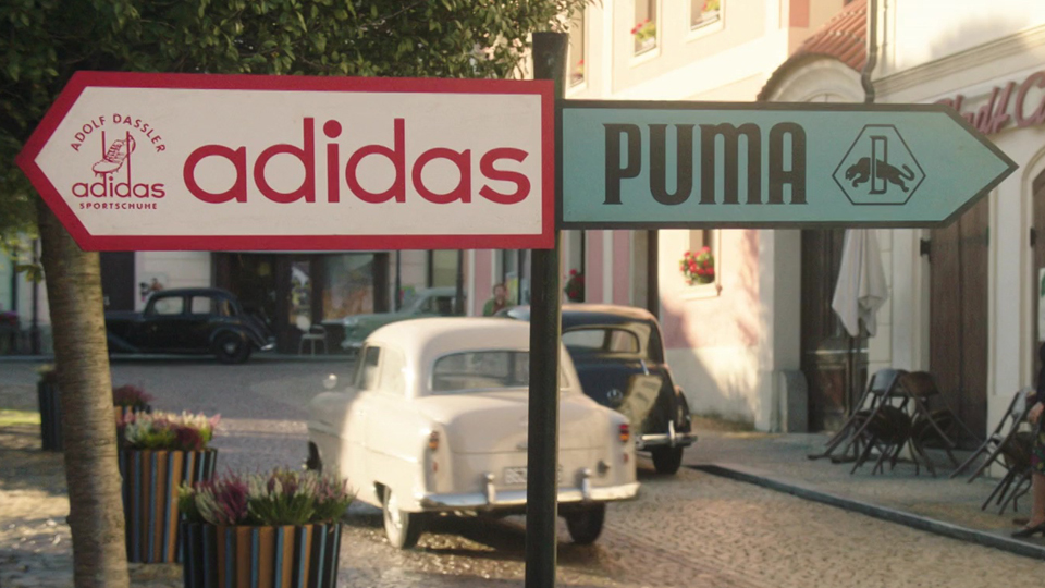 愛迪達和PUMA創辦人「其實是親兄弟」!勢不兩立60年「規定員工不能通婚」連入土位置都互相針對