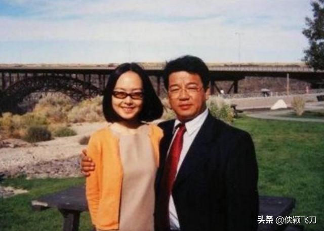 她13歲遇初戀「情纏30年」兩段婚姻皆失敗　今49歲無兒女讓人可惜！