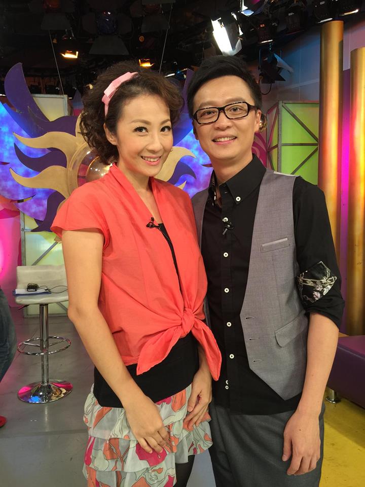 《五燈獎》最美主持人為愛甘願隱退！14年來「從嬌嬌女變賢淑良母」現況老公「淚崩自責」