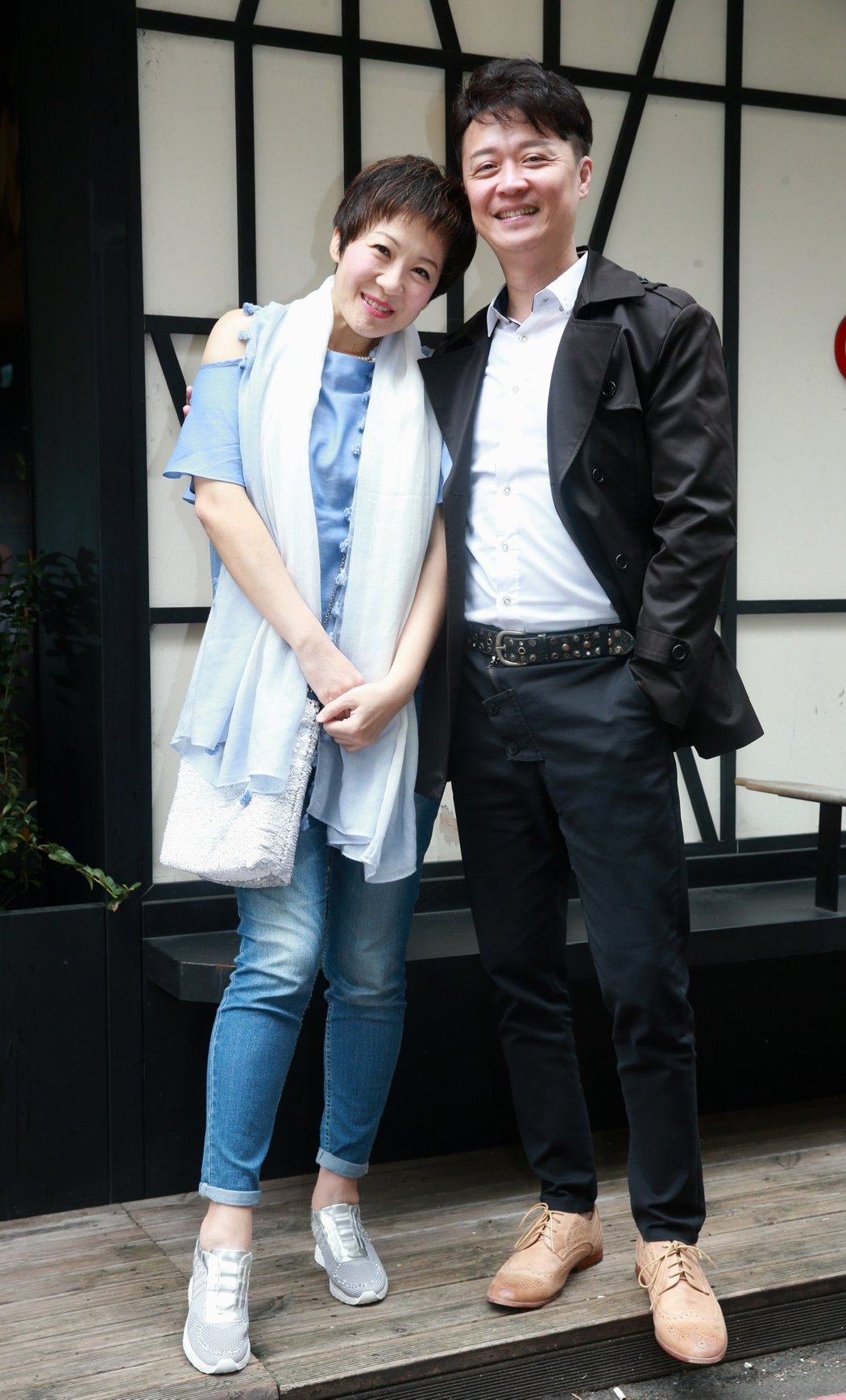 《五燈獎》最美主持人為愛甘願隱退！14年來「從嬌嬌女變賢淑良母」現況老公「淚崩自責」