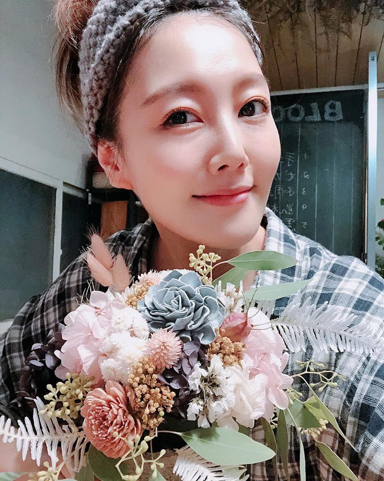 藏了整整10個月！《黑澀會》陶嫚曼嫁超大咖老公　無預警曝光「超萌小千金」震驚粉絲：也太低調