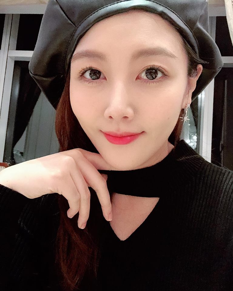 藏了整整10個月！《黑澀會》陶嫚曼嫁超大咖老公　無預警曝光「超萌小千金」震驚粉絲：也太低調