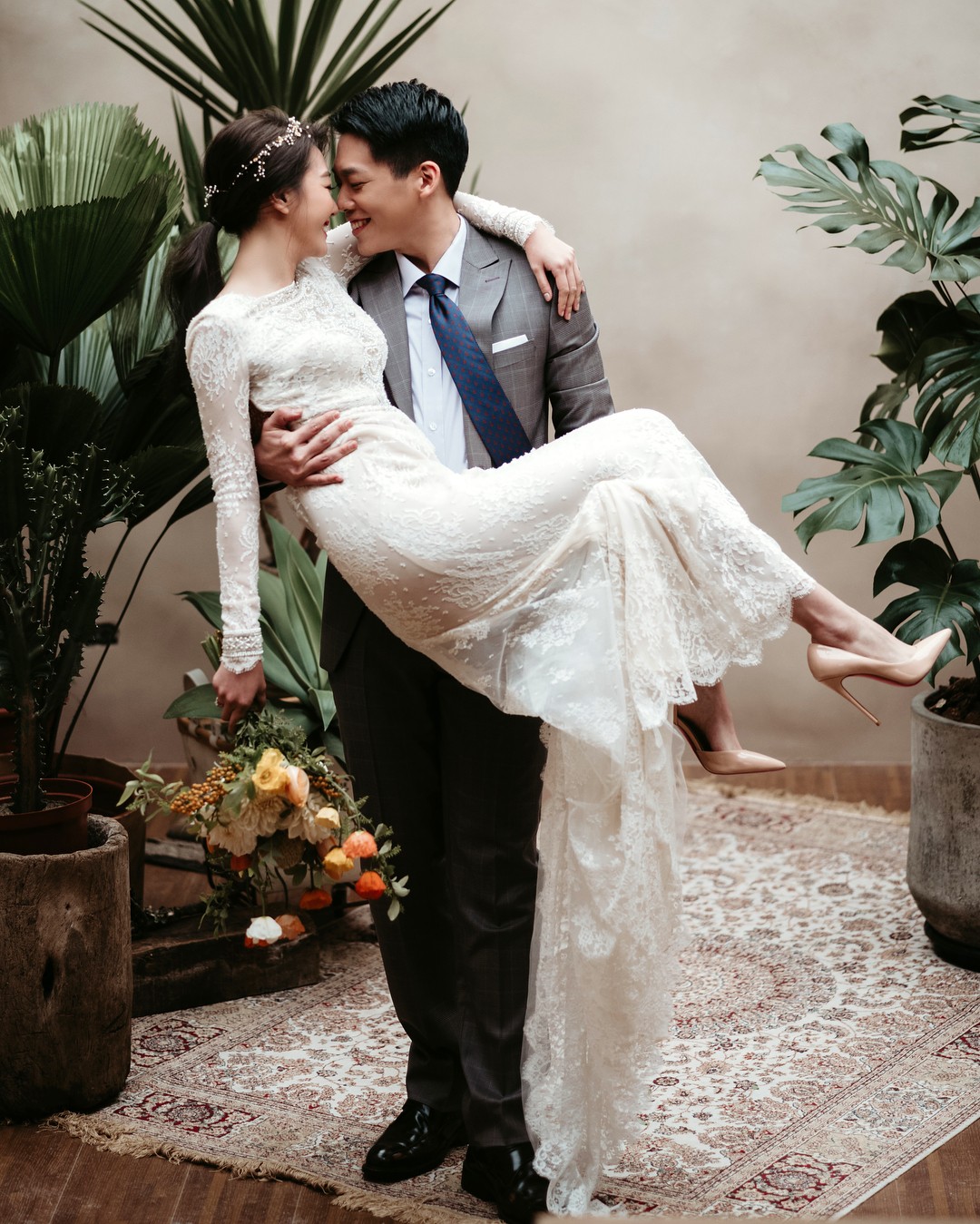 藏了整整10個月！《黑澀會》陶嫚曼嫁超大咖老公　無預警曝光「超萌小千金」震驚粉絲：也太低調