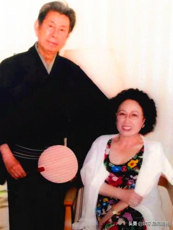 日劇中的完美父親！19歲受家族壓力「忍痛放棄初戀」　83歲「臨走前5小時娶她為妻」了無遺憾
