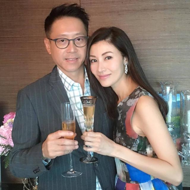 賭王接班人「身價近百億美元」成香港女首富　56歲近照太美身上「一件珠寶要上百萬」