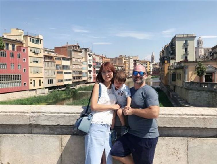 台灣小資女「33歲就退休」登上國際各大頭版！退休金每年變多「帶兒子環遊世界50國」：我只靠一招