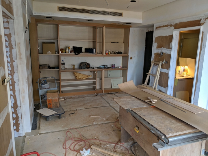 老屋變暖居！他嫌8年二手房太老舊「一手包辦裝潢」　完工後「變夢幻地中海風」價格驚艷網