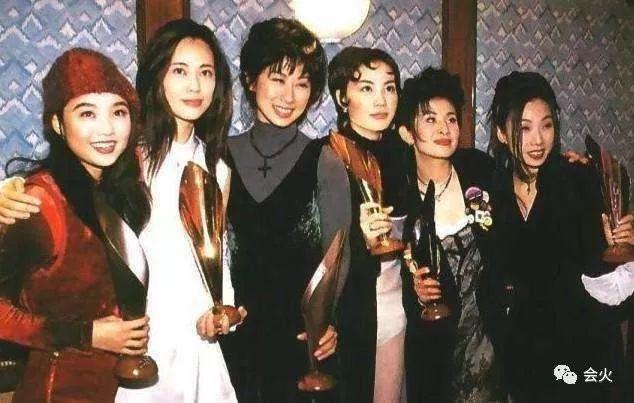 演藝圈的雙生花！「鄭秀文及楊千嬅」傻傻分不清楚  宿命糾纏最終「放下恩怨」擁抱道謝