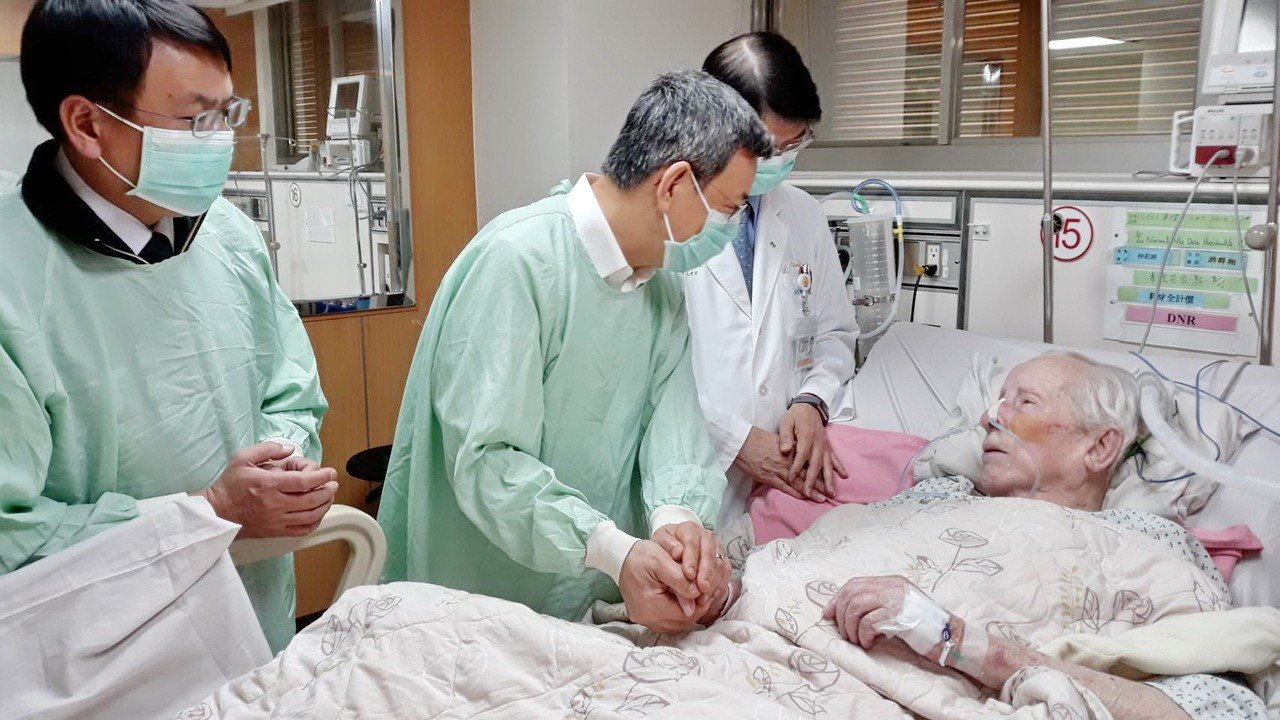 【快訊】97歲「虎尾人的爸爸」畢耀遠神父夢中辭世！無私奉獻一甲子心繫大眾  生前輕聲說「哇係台灣郎」感動萬人