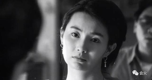 張曼玉「自認不好看」靠實力奪影后！失戀一次就拿一座獎 「愛過前夫」不悔：他拯救了我