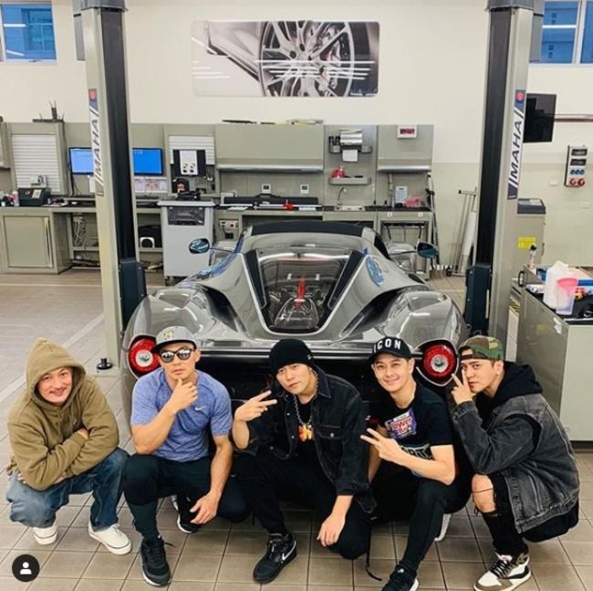 周杰倫炫耀「億萬跑車馬王」全世界最貴　打開車庫「停滿20台夢幻名車」網愣住：大哥你別玩車了...