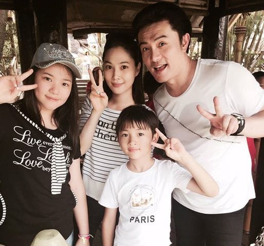 熊家婕嫁對人！李㼈遇女粉示愛「為你做什麼都可以」當沒看到　單親媽求助他大方「寄一箱奶粉」私下超熱心