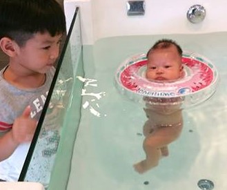 曾和愛貓約定「來當我孩子」！寶寶「出生後剃頭」她哭了：媽媽認得你...