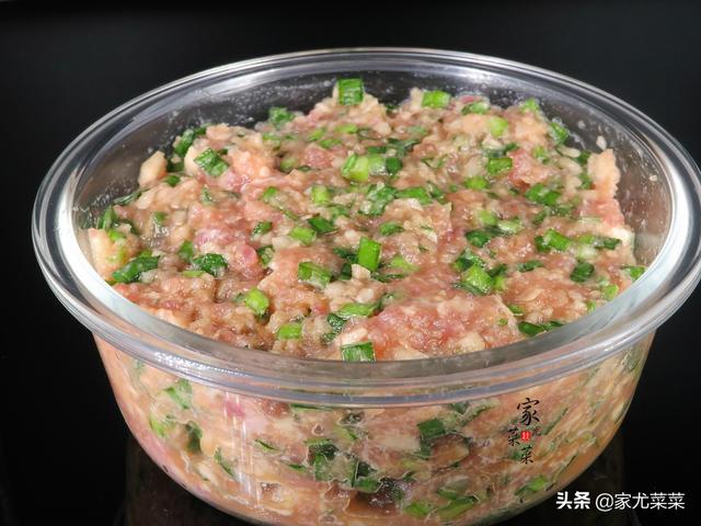 調餃子餡時，牢記加入「一樣東西」不管什麼餡的餃子都好吃不膩