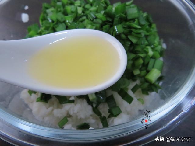 調餃子餡時，牢記加入「一樣東西」不管什麼餡的餃子都好吃不膩
