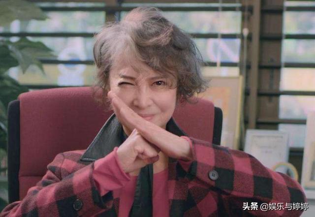 「一代影后」謝賢曾深愛、李連杰敬畏　如今她70歲滿頭白髮氣質卻像20多歲