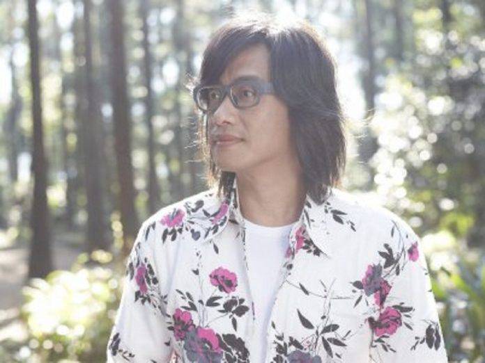 自幼成遺腹子!施文彬與母相依「不知父愛是什麼」 砸3500萬被笑傻「妻子不離棄」唱酬全交她