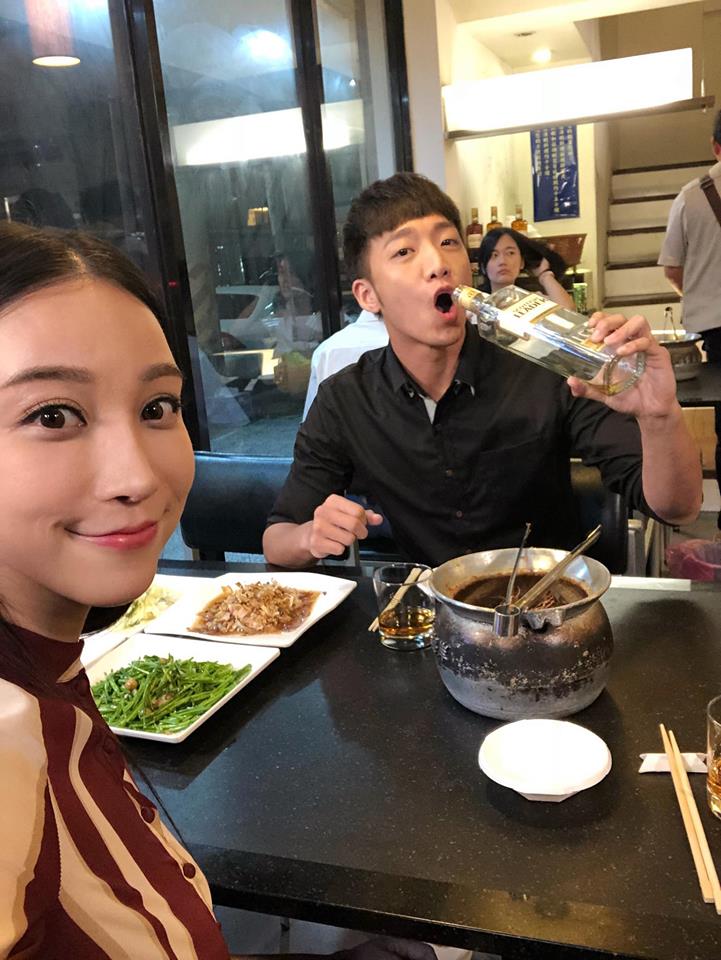 《金家》女星因外配媽媽遭歧視！老師膠帶封嘴嗆「來台搶男人」同學辱罵「傭人」：我漸漸麻木了