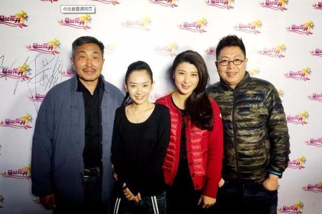 4歲與妻子青梅竹馬！婚後35年自嘲「地位不如狗」 60歲「和女兒節目上幽默互懟」滿臉幸福