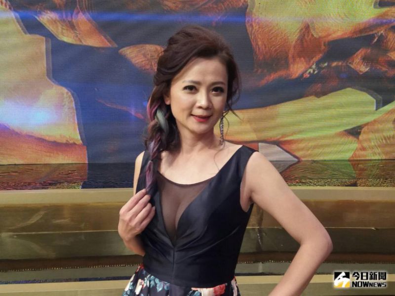 高欣欣淚憶「欠百萬卡債」被要求陪議員！與李國超不婚「疼愛繼女如親生」狂瘦10公斤奪冠軍