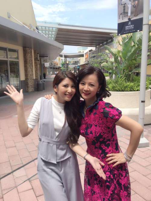 高欣欣淚憶「欠百萬卡債」被要求陪議員！與李國超不婚「疼愛繼女如親生」狂瘦10公斤奪冠軍