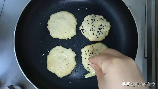 2個蘋果，2個雞蛋，不用烤箱，簡單一做，天天都吃不膩！
