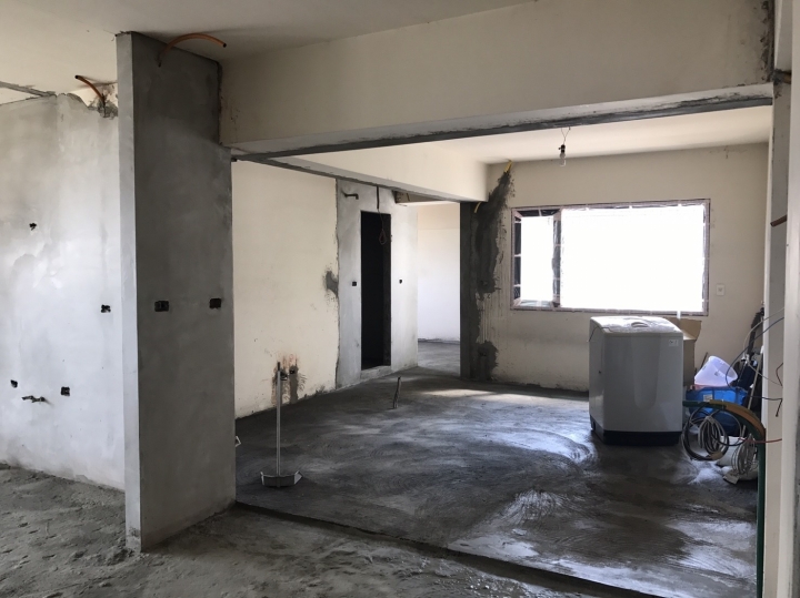 業主砸百萬改造「從小住到大20年老屋」！不起眼老家→高質感豪宅「一開電視櫃超狂收納」網讚翻