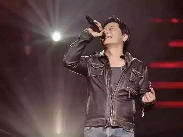 王傑一生坎坷真的累了！從小被棄養「20歲成單親爸」 與前妻離婚「10幾年不見兒」：我想當好爸爸