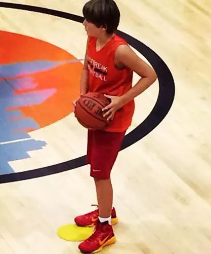 九億少女之夢！12歲190公分，爸爸是川普「每天用高級魚子醬擦身」：真正的高富帥