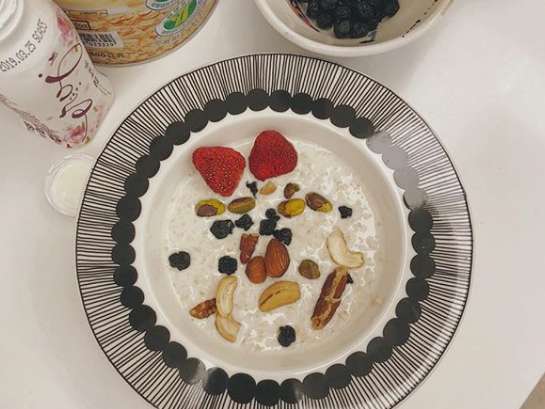 隋棠當3寶媽身材依舊完美！自曝秘訣「萬年不膩早餐菜單」　食材簡單易取「只要三分鐘搞定」