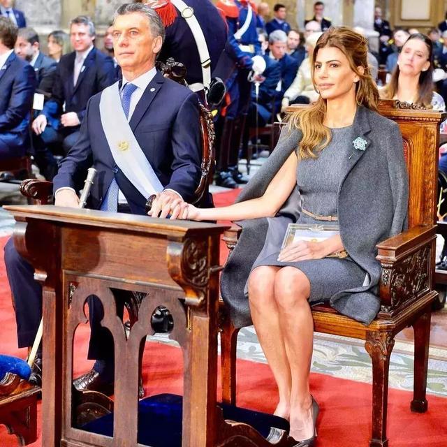 甩身價30億豪門，又嫁130億「最帥總統」35歲離過婚，還帶著孩子的她憑什麼？